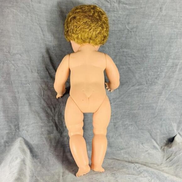 Vintage 1950s Dee and Cee D&amp;C Canada Baby Doll 22Sleepy Eyes Rooted Hair‌ - Picture 3 of 12